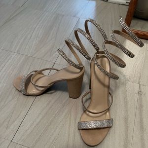 Thee most gorgeous and comfiest heel